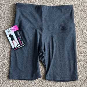 Women's Gray Maternity Bike Shorts